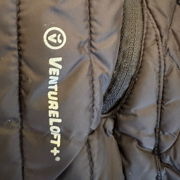 Champion VentureLoft+ Black Puffer Vest Diamond Quilted Sleeveless Full Zip Vest - Picture 3 of 5